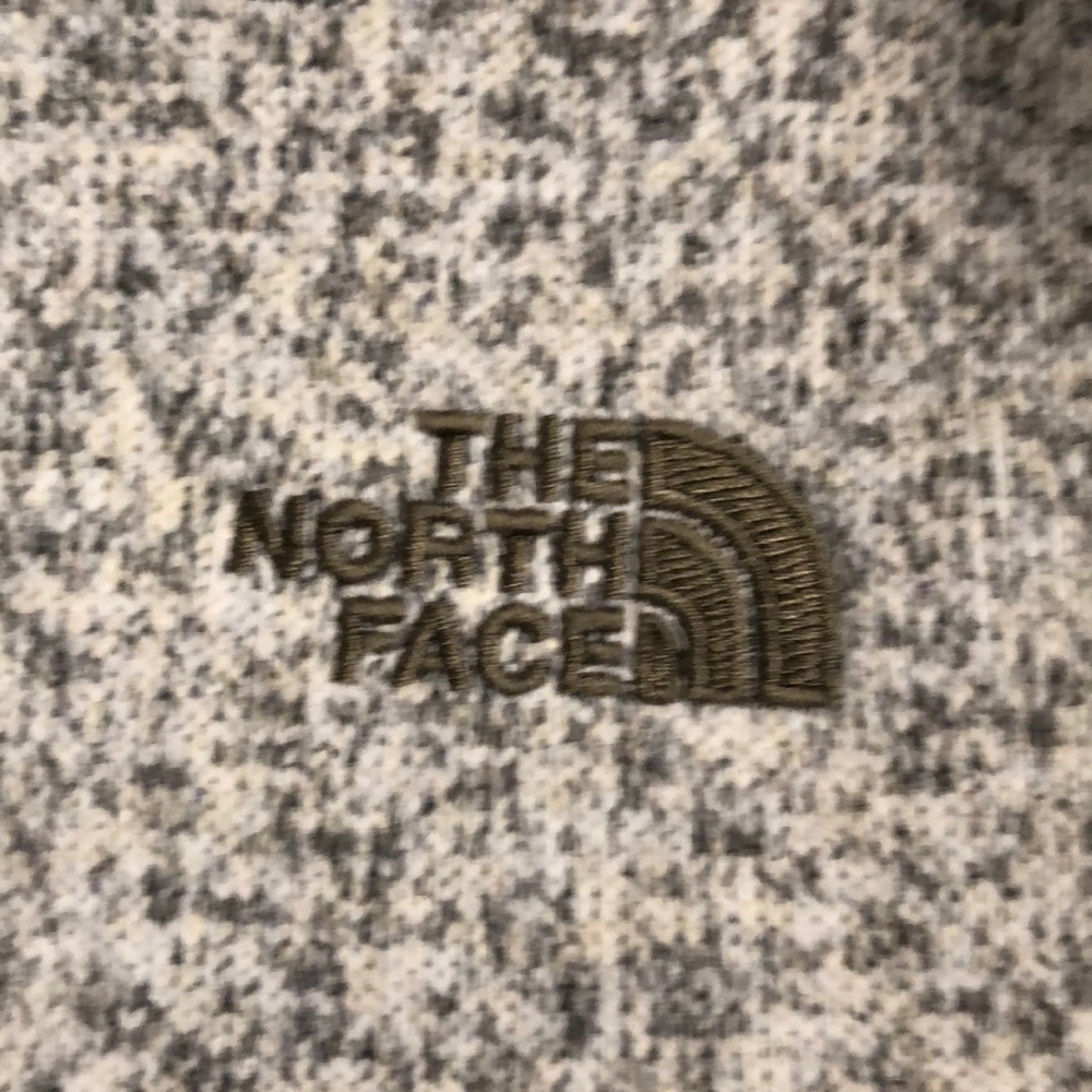 North Face - Picture 2 of 6
